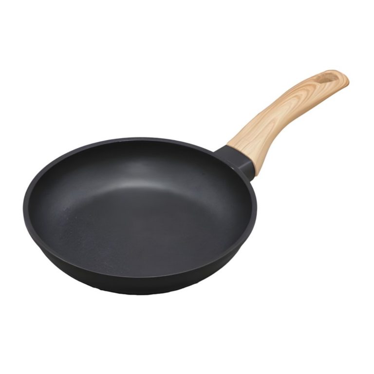 Irisu Ōyama- Skillet-Coated Pan IH Compatible 20cm Black SKL-20IH